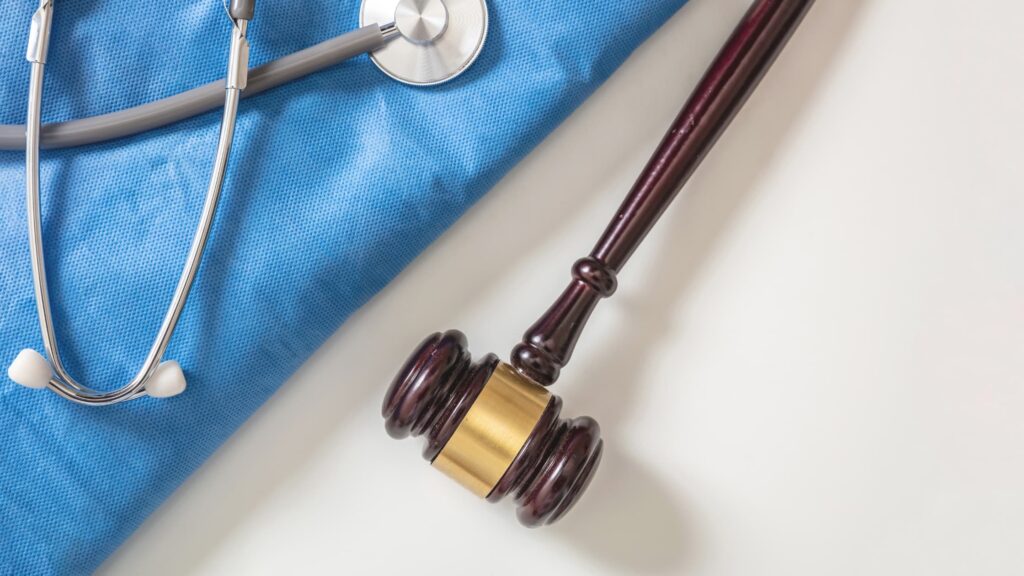 How to File a Claim with a Medical Malpractice Lawyer in Miami: A Step-by-Step Guide